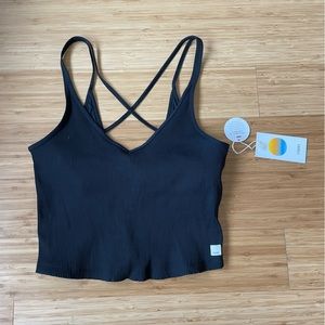 Vuori ribbed crop tank in black